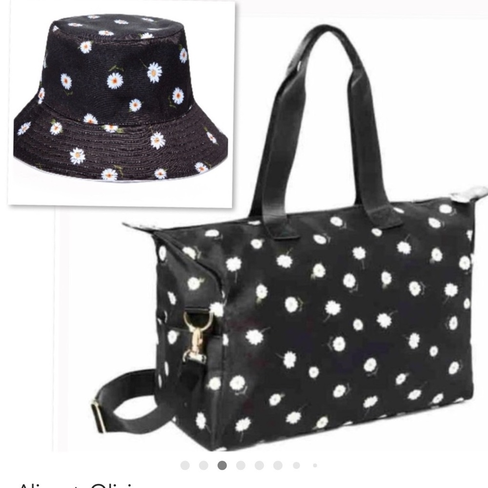 Alice + Olivia Black and White Daisy Bucket Hat